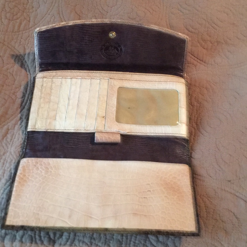 Brahmin Wallet - Picture 2 of 4